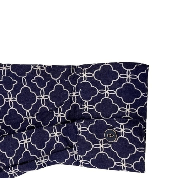 IZOD Geometric Print Button Shirt/Blouse Size PS NWOT - Picture 6 of 6